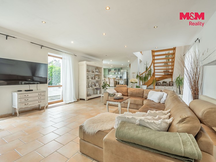 Haus zum Kauf, 360 m² (8 von 23)
