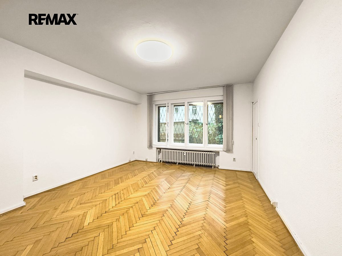 Pronájem bytu 2+1 57 m² – fotografie 4