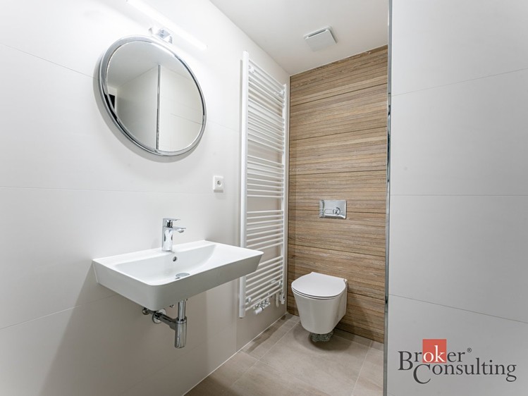 Квартира 1+kk в оренду, 31 м² (5 з 11)