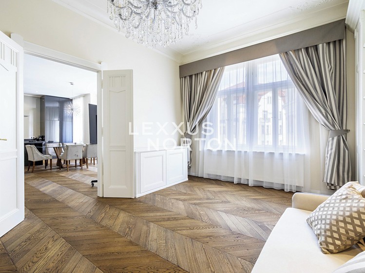 Квартира 4+kk на продаж, 157 м² (2 з 15)