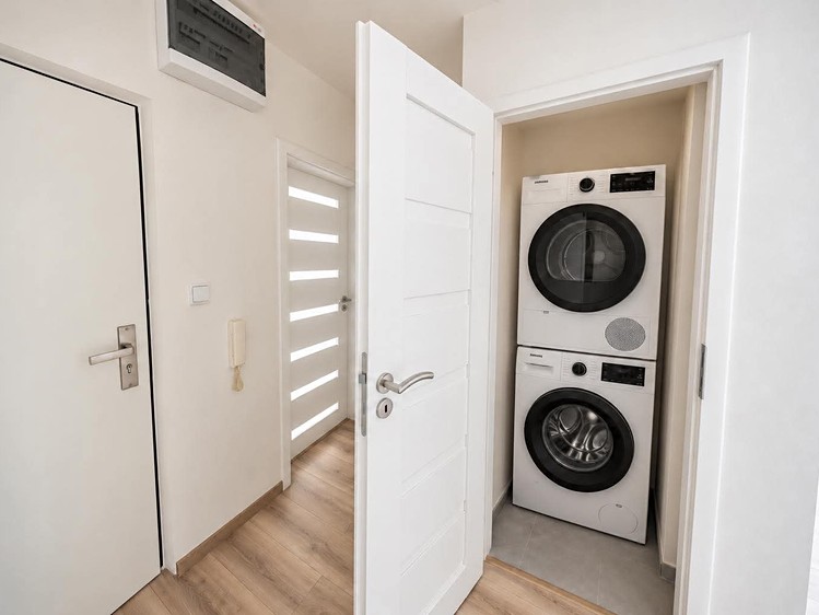 Prodej bytu 2+1, 60 m² (6 z 25)