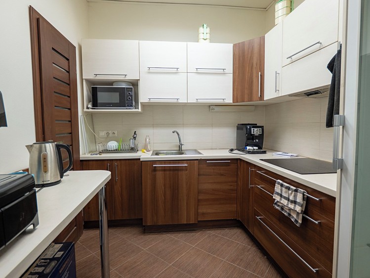 Комерційне приміщення на продаж, 3 013 м² (13 з 57)