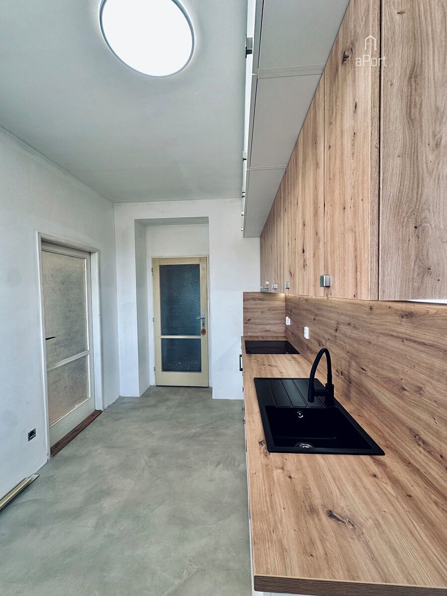 Pronájem bytu 1+1 40 m² – fotografie 3