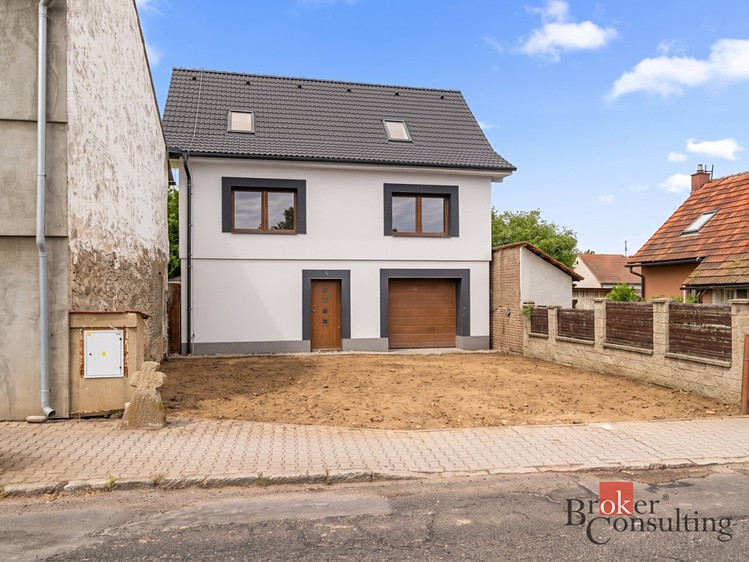 Haus zum Kauf, 150 m² (1 von 13)