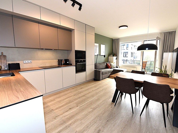Prodej bytu 3+kk, 91 m² (2 z 34)