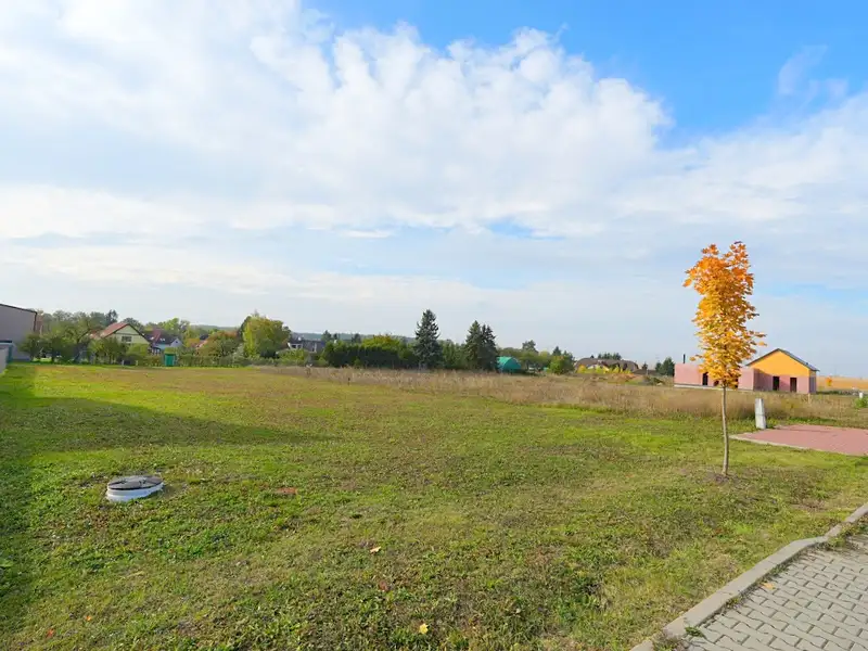 Prodej stavebního pozemku 1283 m², Libeř – náhled fotky 1