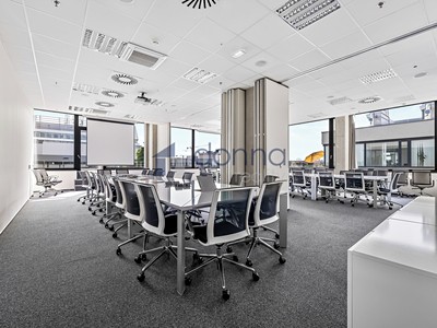Комерційне приміщення в оренду, 440 м² (2 з 11)