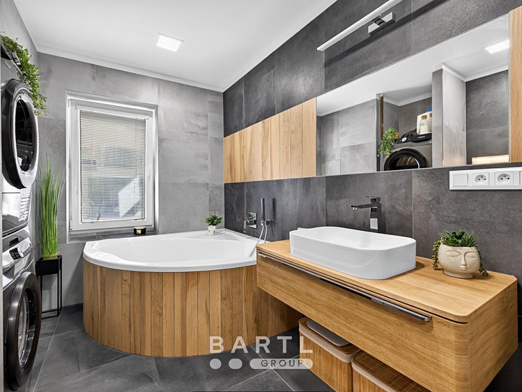 Prodej bytu 4+kk, 151 m² (7 z 33)