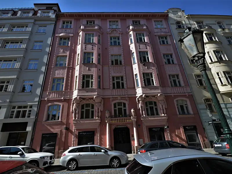 Pronájem bytu 1+kk 22 m², Praha – náhled fotky 1