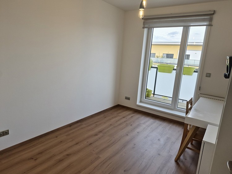 Квартира 3+kk в оренду, 89 м² (12 з 26)