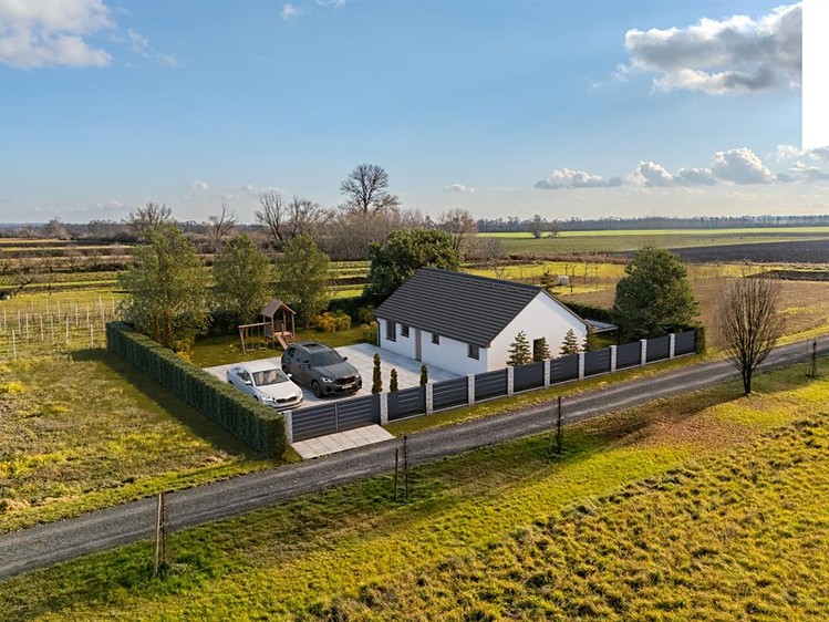 Prodej pozemku, 1 057 m² (1 z 18)