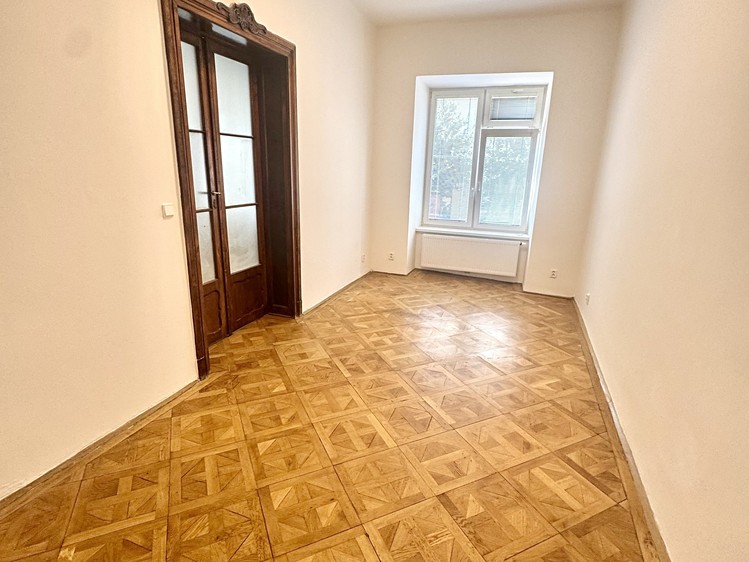 Pronájem bytu 4+kk, 110 m² (6 z 9)