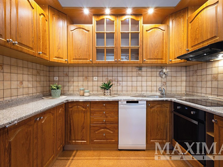 Квартира 4+kk на продаж, 89 м² (19 з 30)