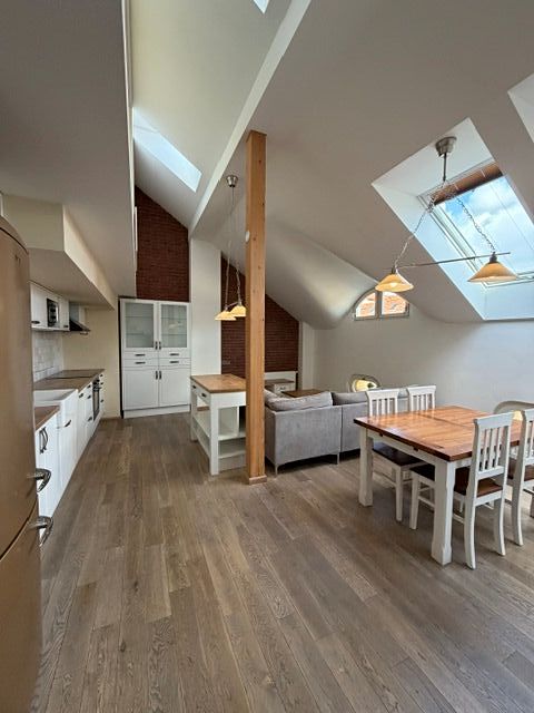 Pronájem bytu 3+kk 130 m² – fotografie 2