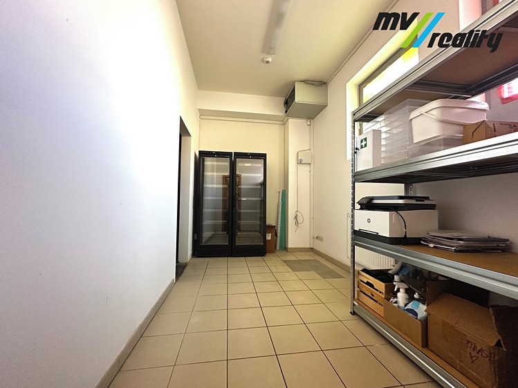 Комерційне приміщення в оренду, 124 м² (10 з 13)