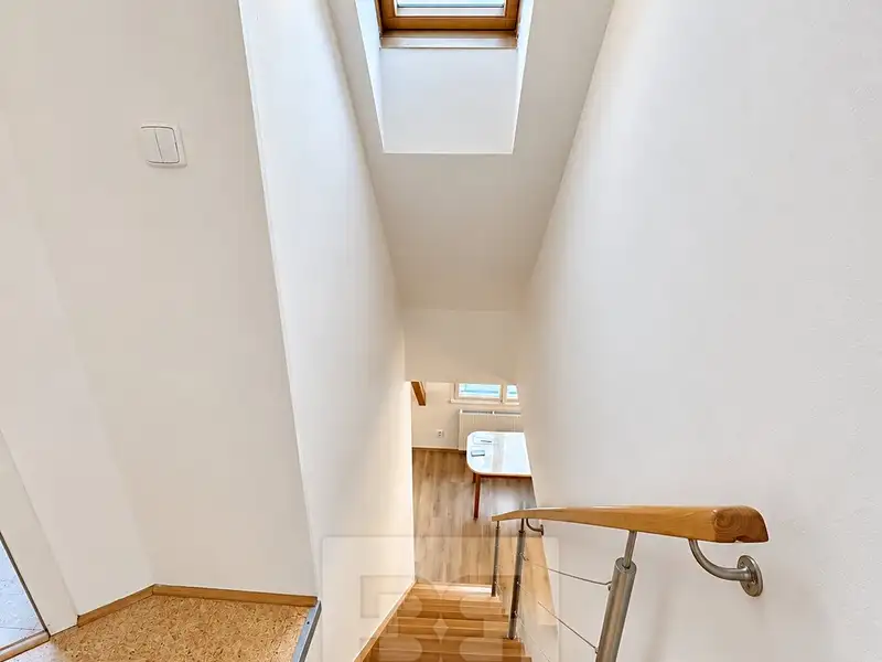 Pronájem bytu 4+kk 99 m², Praha – náhled fotky 3