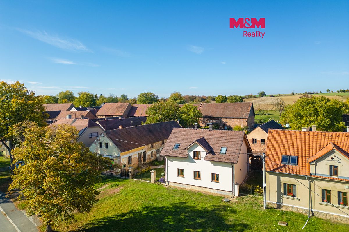 Prodej rodinného domu 70 m², pozemek 2100 m², Bílov – fotka 1 z 3