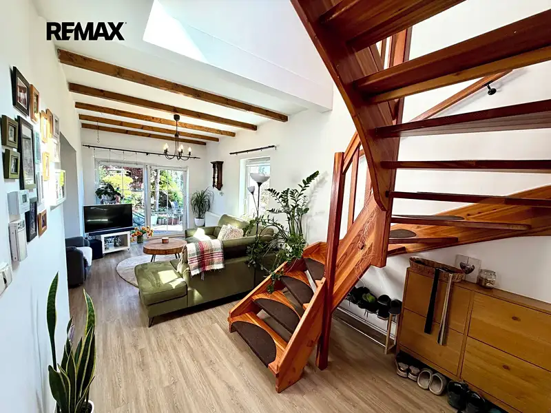 Prodej rodinného domu 214 m², pozemek 611 m², Stará Huť – náhled fotky 3