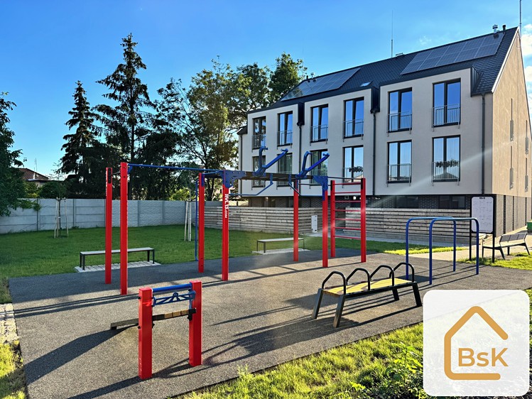 Pronájem bytu 3+kk, 98 m² (20 z 24)
