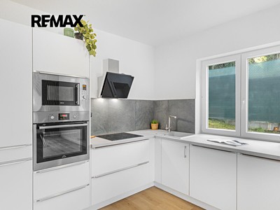 Будинок на продаж, 190 м² (2 з 19)