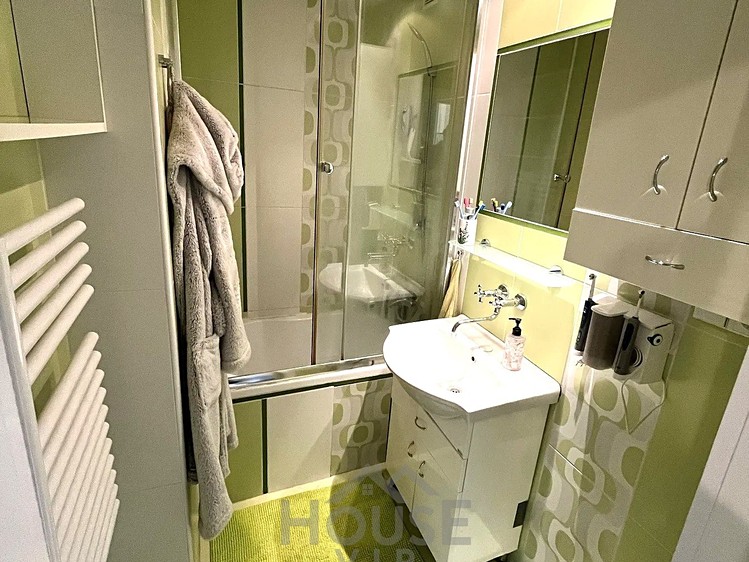 Prodej bytu 2+kk, 45 m² (9 z 14)