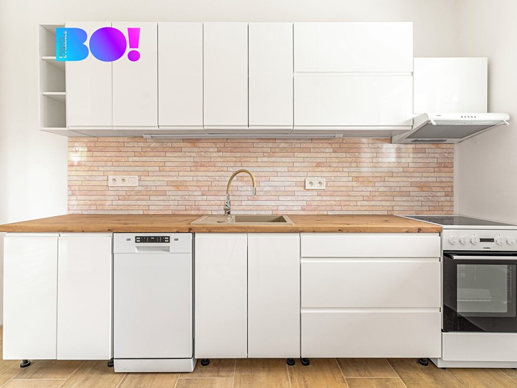 Pronájem domu, 102 m² (2 z 17)