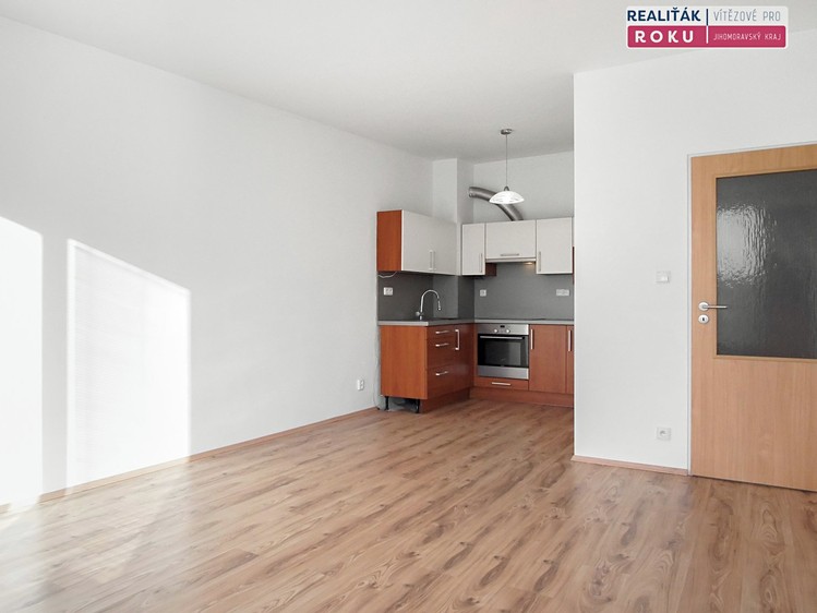 Квартира 2+kk в оренду, 55 м² (3 з 10)