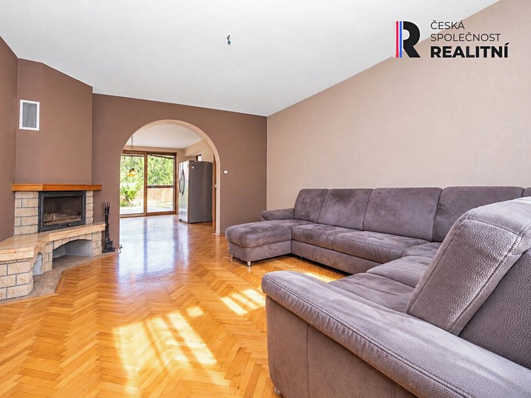 Prodej domu, 254 m² (5 z 23)
