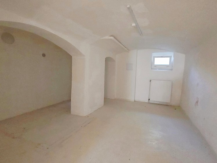 Комерційне приміщення в оренду, 86 м² (9 з 15)