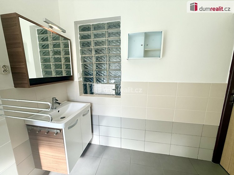 Prodej domu, 130 m² (10 z 30)