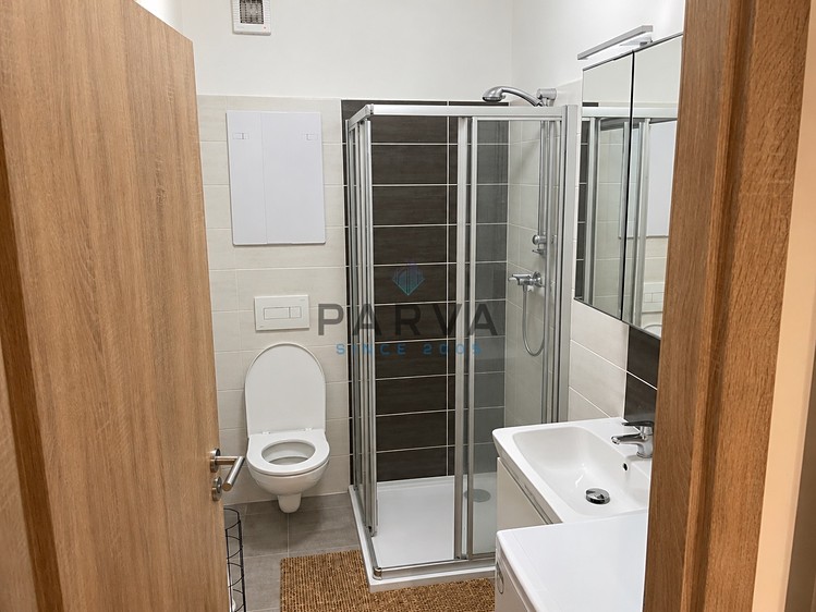 Квартира 2+kk в оренду, 34 м² (3 з 5)