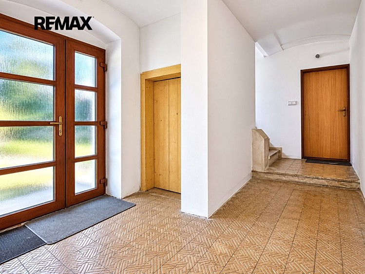 Prodej komerčního prostoru, 320 m² (22 z 76)