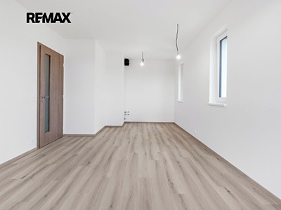 Wohnung 2+kk zum Kauf, 48 m² (2 von 34)
