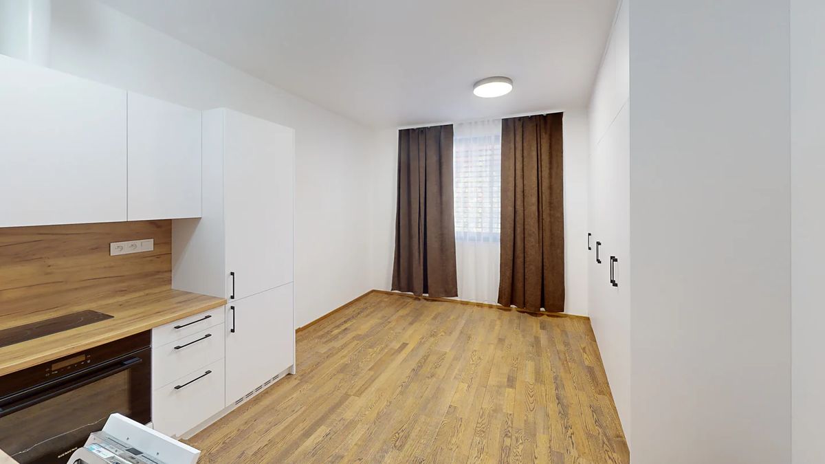 Pronájem bytu 1+kk 33 m²