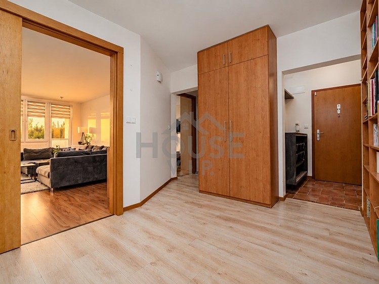 Квартира 4+kk на продаж, 110 м² (16 з 30)