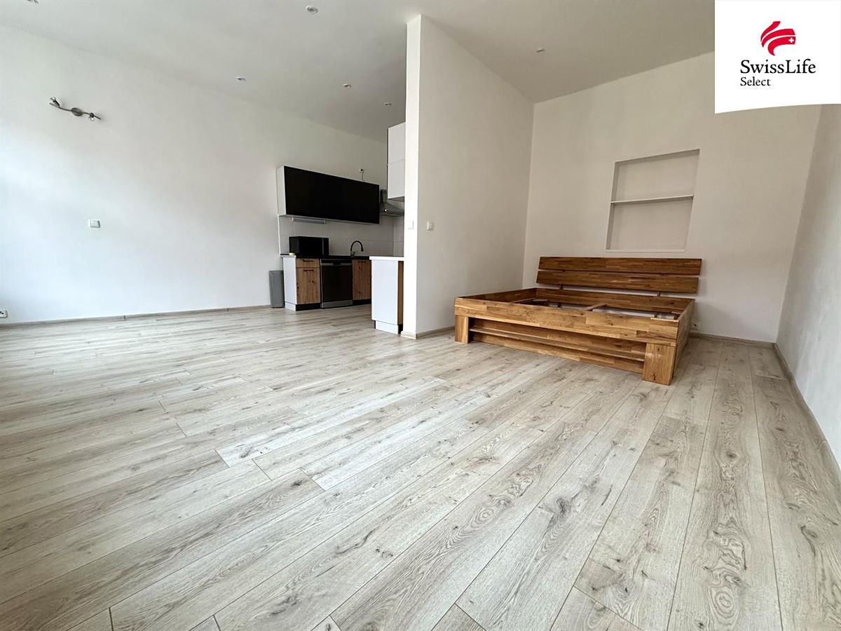 Pronájem bytu 1+1 41 m² – fotografie 4