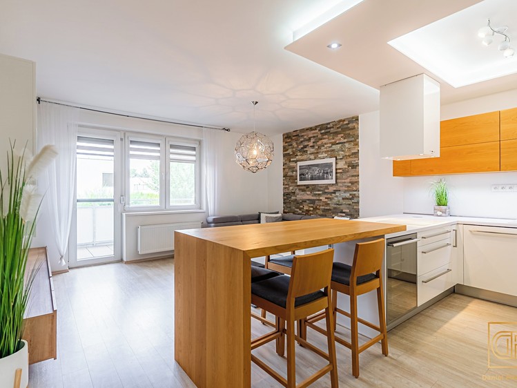 Prodej bytu 3+kk, 89 m² (2 z 20)