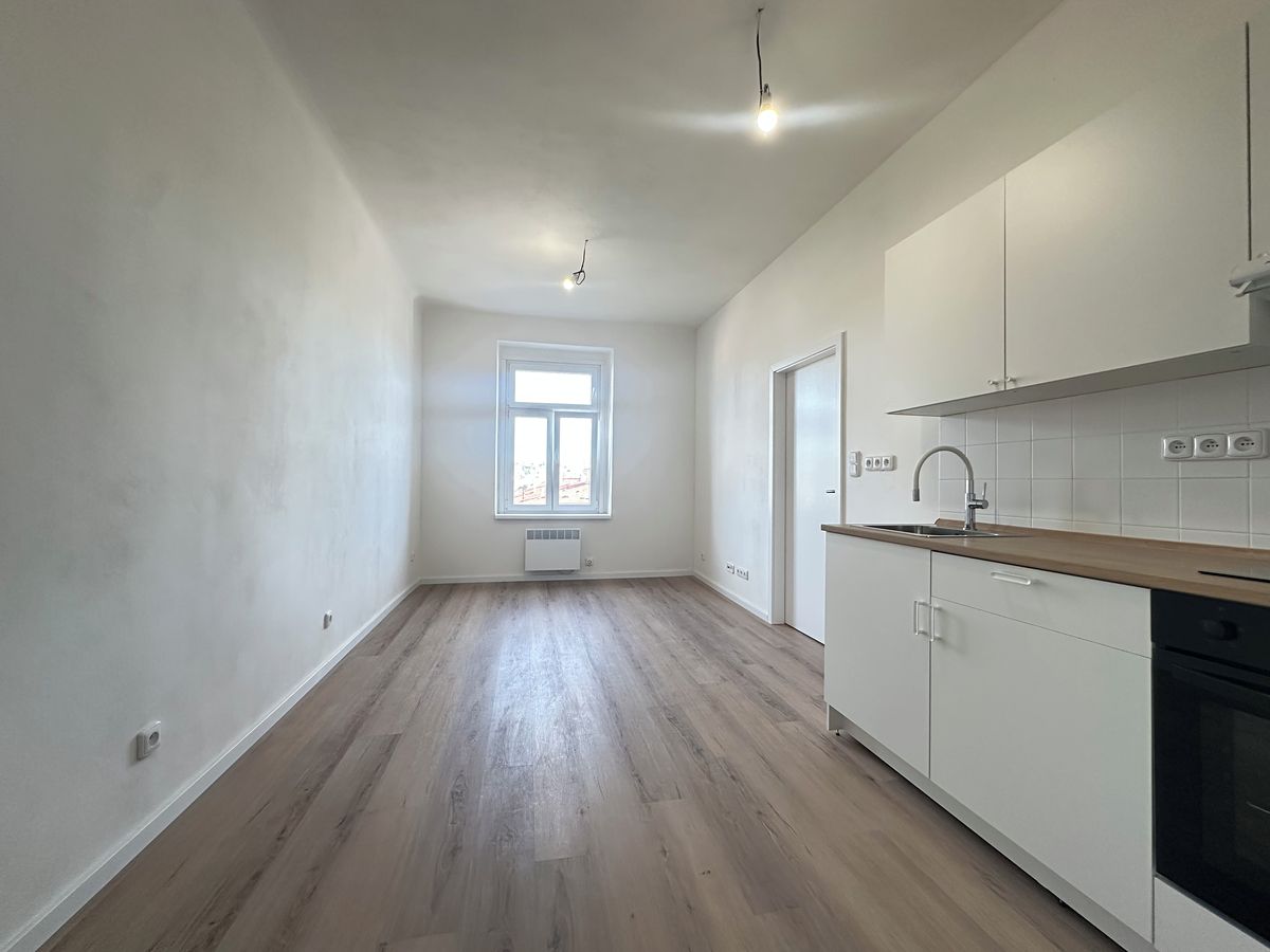 Pronájem bytu 2+kk 43 m²