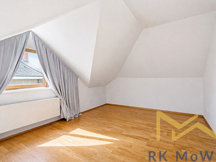 Haus zur Miete, 340 m² (6 von 9)