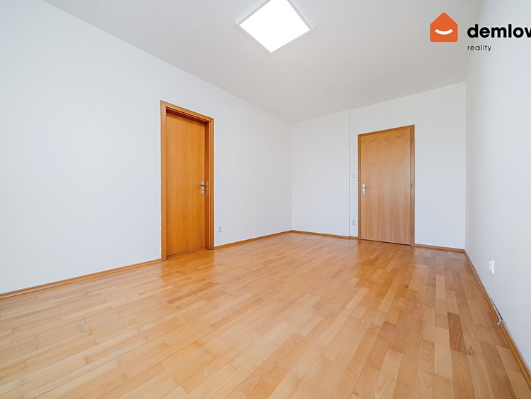 Квартира 4+kk в оренду, 122 м² (17 з 33)