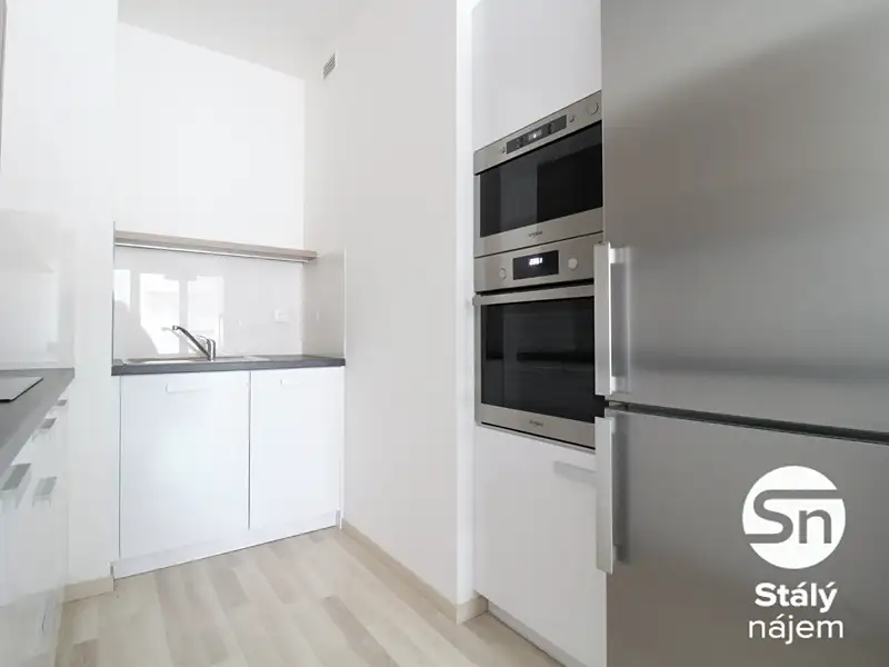 Pronájem bytu 2+kk 55 m², Praha – náhled fotky 1