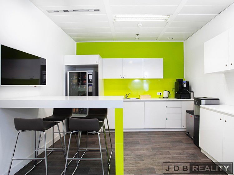 Pronájem komerčního prostoru, 140 m² (13 z 15)