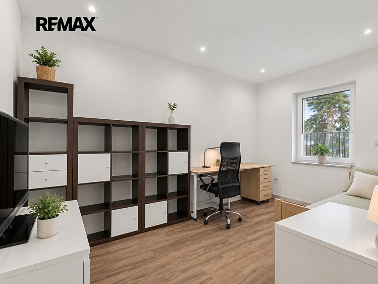 Будинок на продаж, 344 м² (11 з 42)