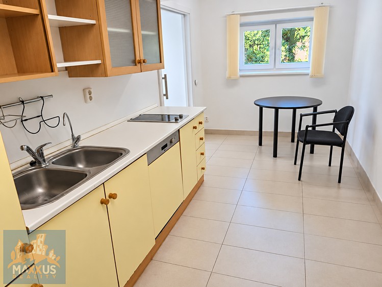 Wohnung 2+1 zur Miete, 88 m² (2 von 9)
