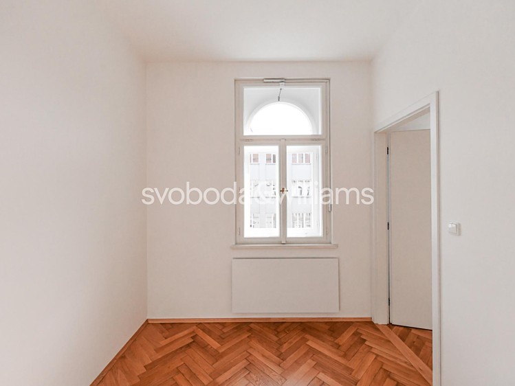 Pronájem bytu 2+kk, 44 m² (12 z 17)