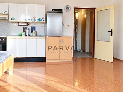 Квартира 1+kk в оренду, 33 м² (3 з 6)