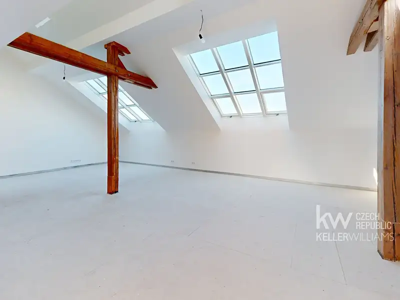 Prodej bytu 4+kk 151 m², Praha – náhled fotky 3