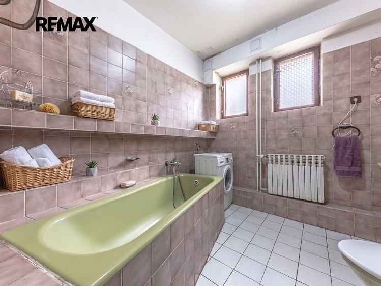 Prodej domu, 189 m² (17 z 22)