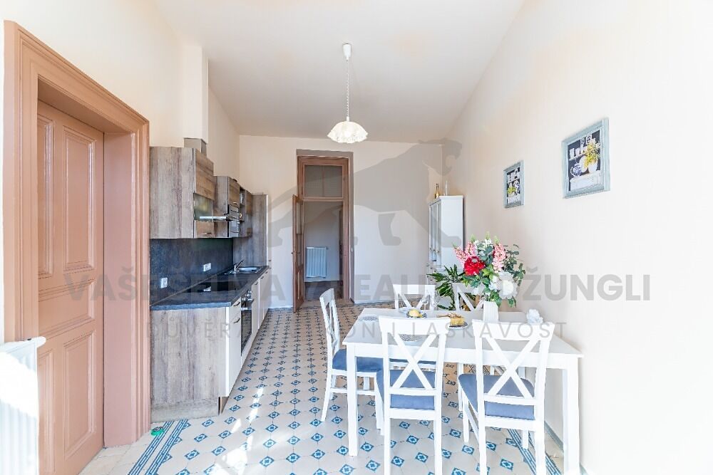 Pronájem bytu 3+1 108 m² – fotografie 2