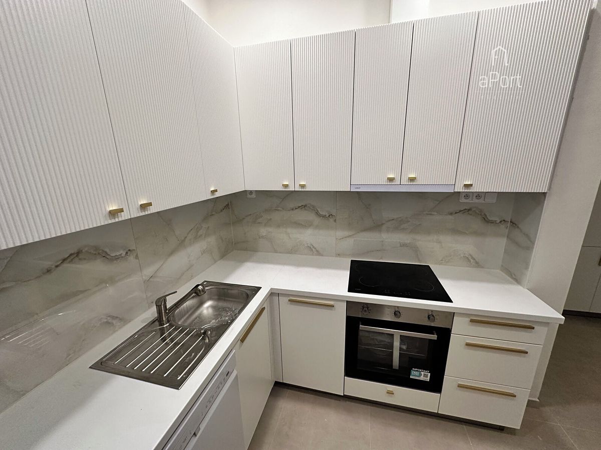 Pronájem bytu 3+1 80 m² – fotografie 3